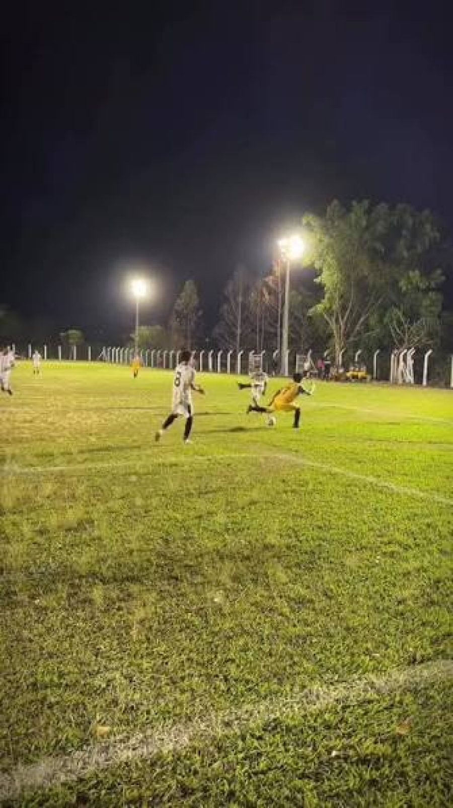 Esporte noturno e cidadania: Projeto “Energia em Campo” transforma a realidade do São Lourenço e fortalece o futebol amador em Itabira
